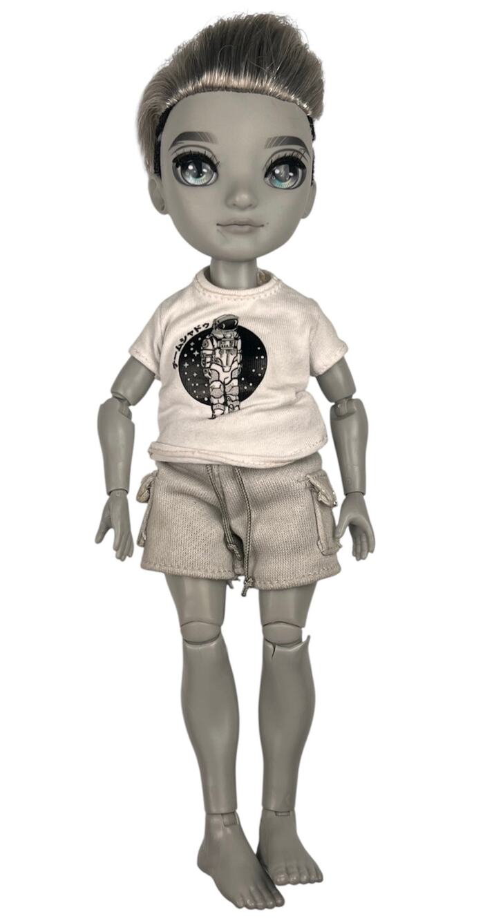 Rainbow High Shadow Series 1 Ash Silverstone Fashion Doll